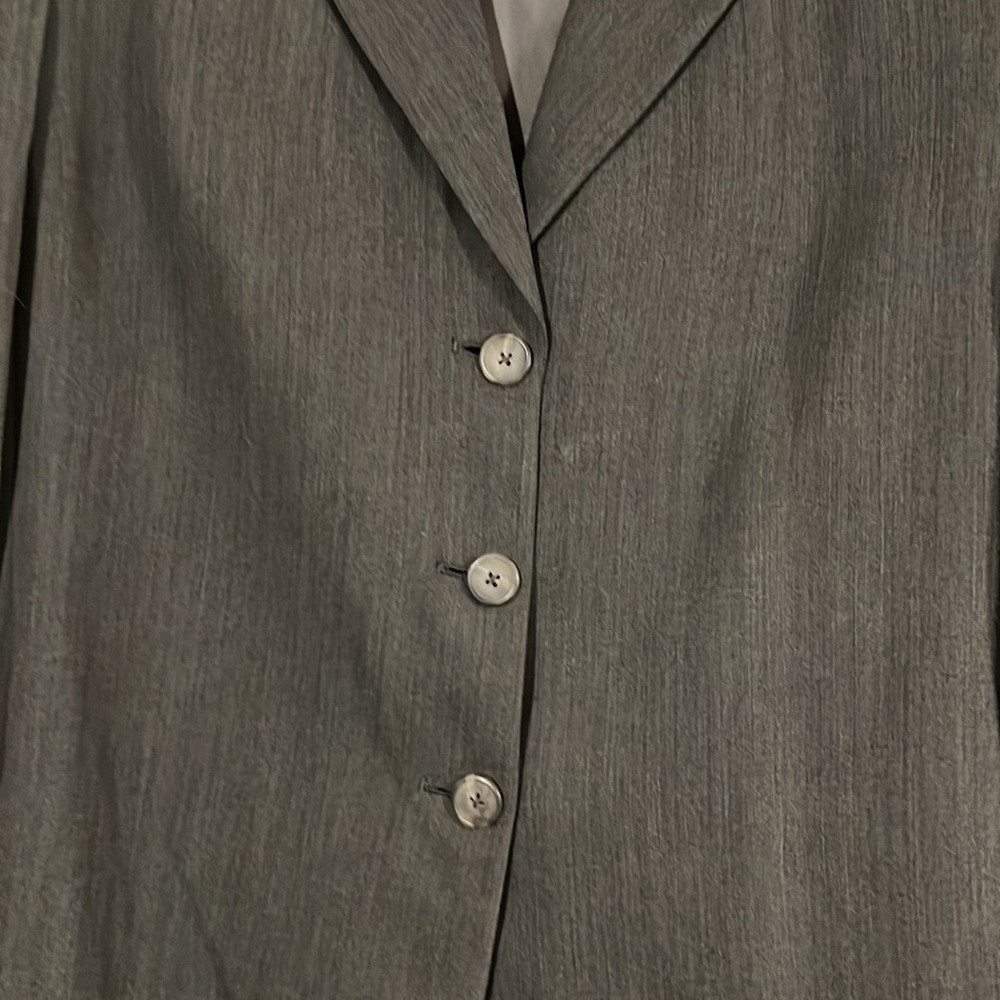 Ellen Tracy Gray Fully Lined Single Breasted Blaz… - image 3